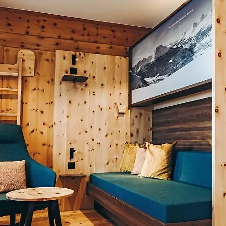 Hotel Laudinella 4*